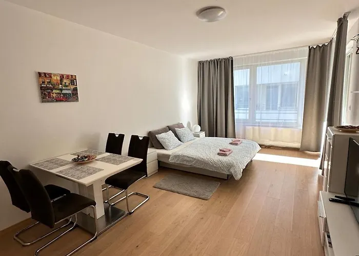 Diamond On Wenceslas Square Apartment