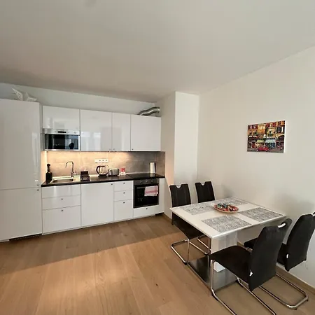 Apartment Diamond On Wenceslas Square Prague